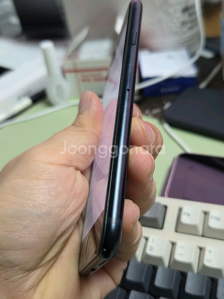 (1593)아이폰se3 128gb 판매합니다--0