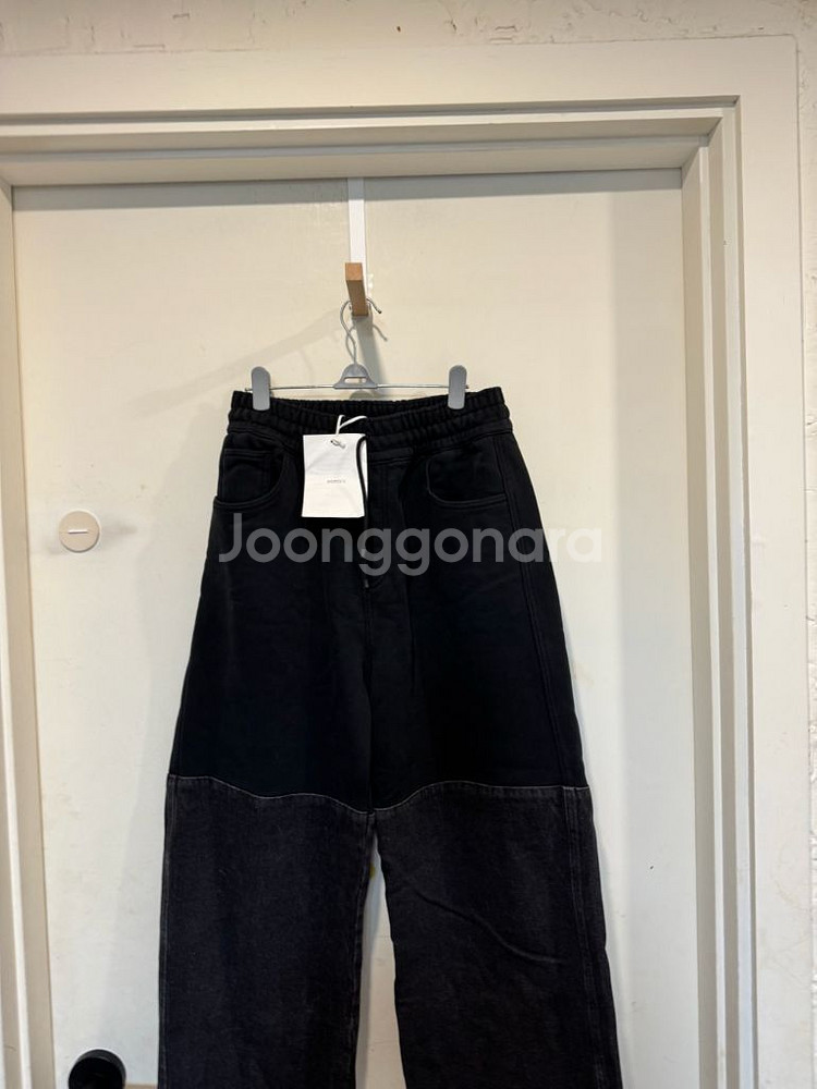 새상품 아모멘토 드로스트링 데님 팬츠--5
