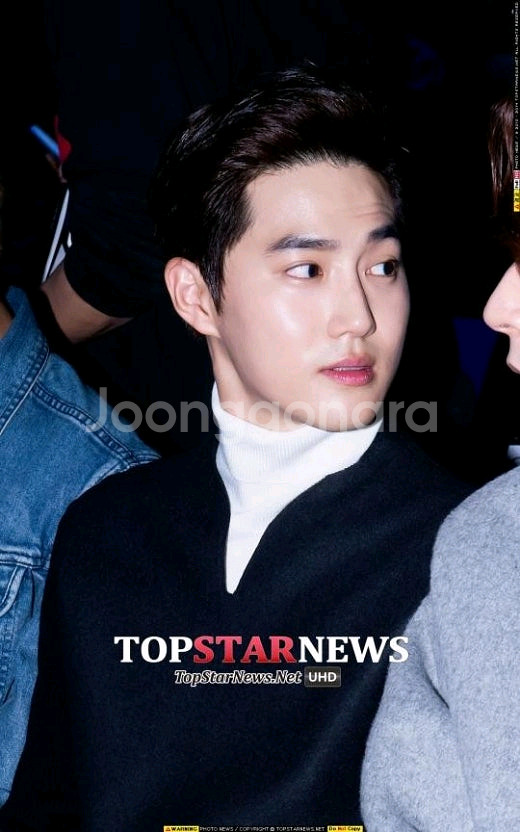 (남주혁 착용 새상품) 솔리드옴므 펠트니트 네이비 90--2