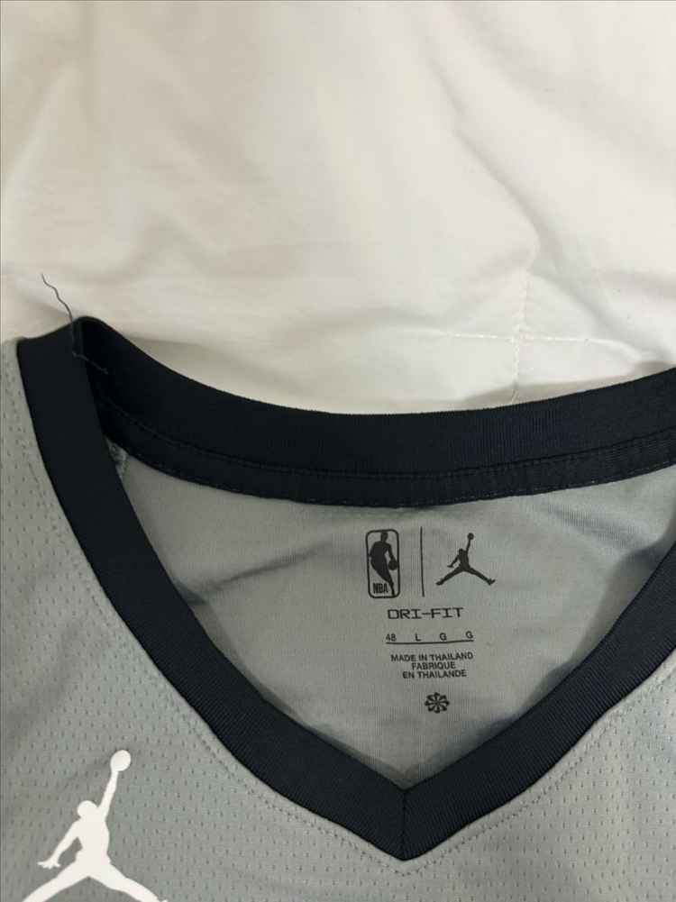 나이키 카이리어빙 농구져지 L--3