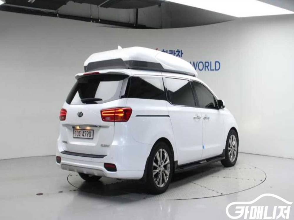 [기아]더 뉴 카니발 가솔린 9인승 하이리무진(특장업체 이미지