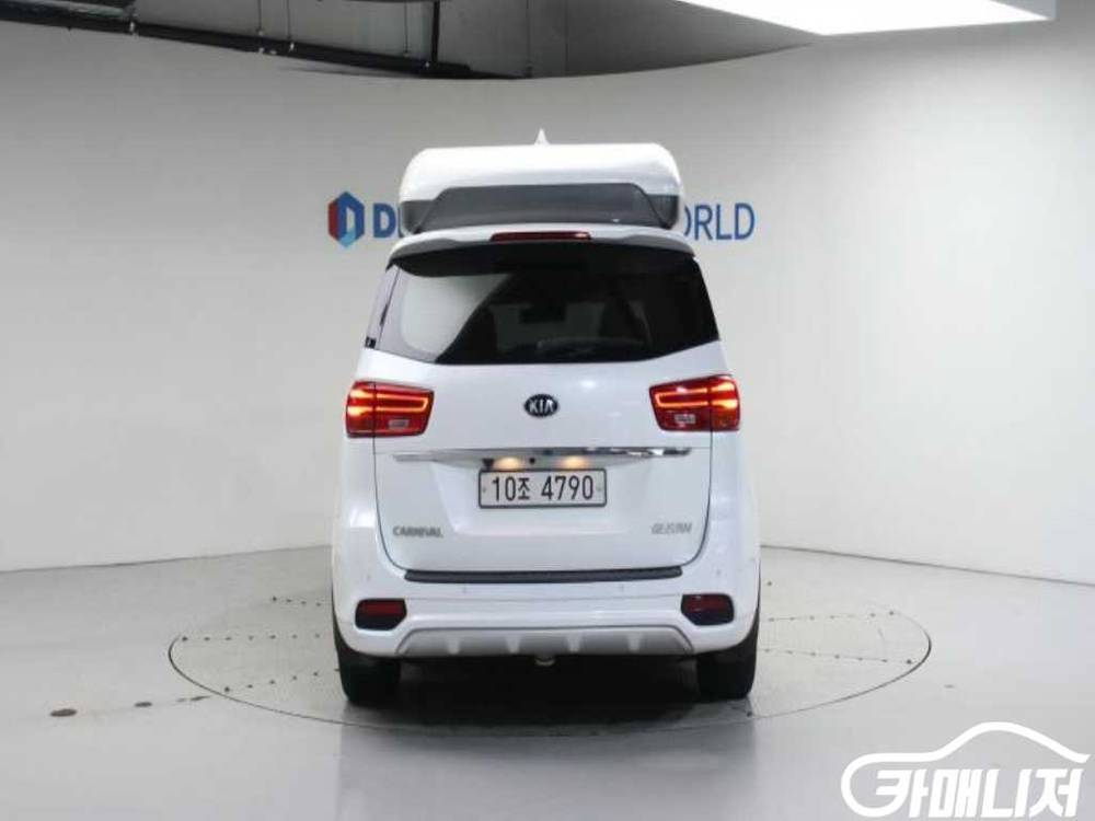 [기아]더 뉴 카니발 가솔린 9인승 하이리무진(특장업체 이미지