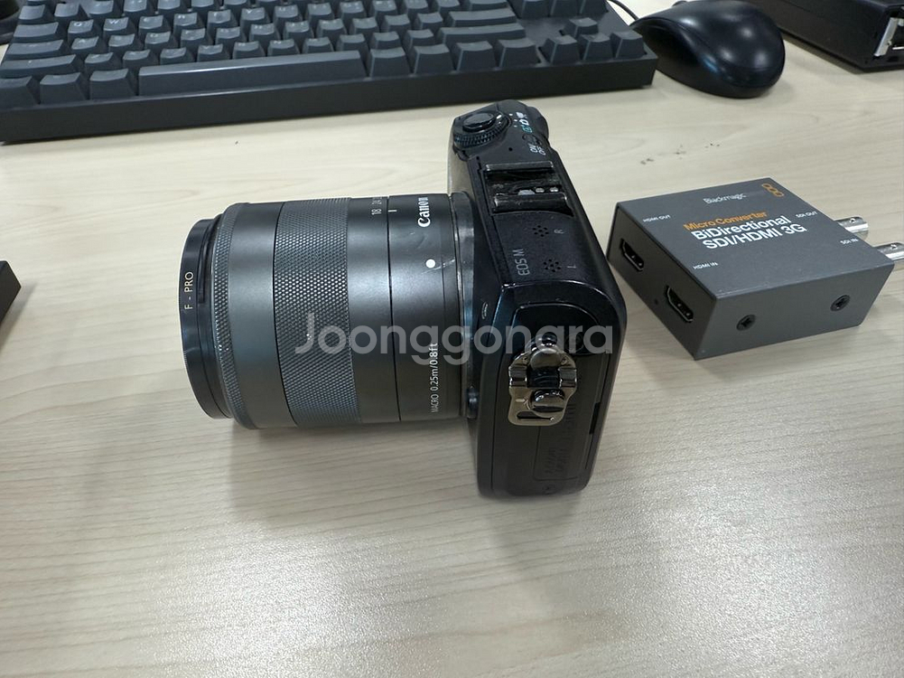 [꿀매] Canon EOS M + 18-55mm 렌즈--1
