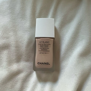 샤넬 레베쥬 파운데이션 22호 베쥬로제