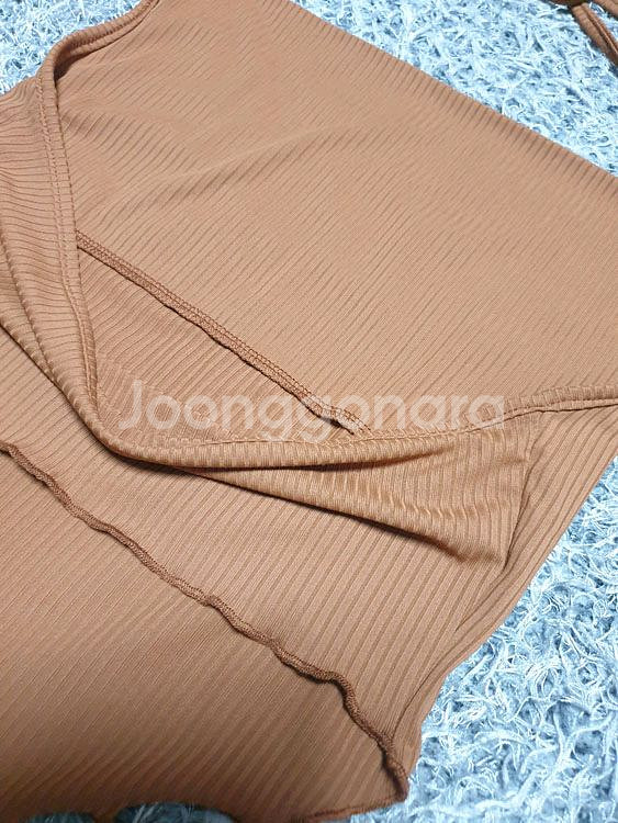 할) 트라이앵글 홀터넥 나시 XS (착샷O)--7