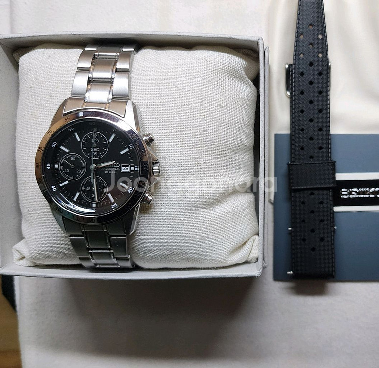 세이코 크로노그래프 메탈시계,러버스트랩--0