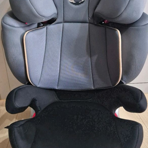 싸이벡스 q2 카시트