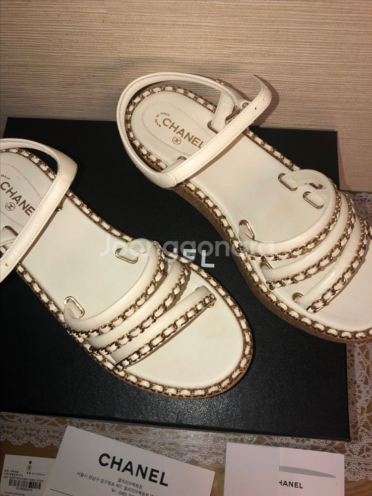 샤넬 램스킨체인인샌들240사이즈--4