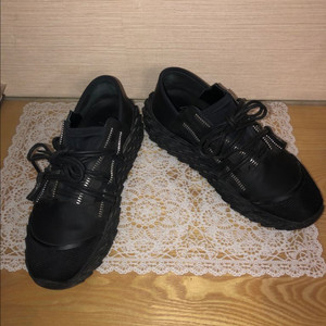 쥬세페자노티 블랙스니커즈260사이즈