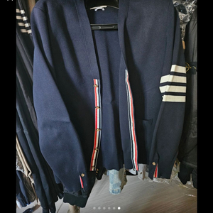 톰브라운 밀라노스티치 금장가디건 네이비 4