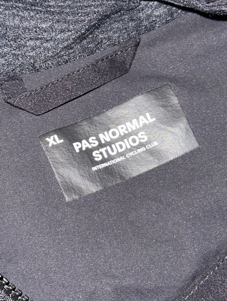 파스노말스튜디오 파노말 질렛 블랙 xl 이미지