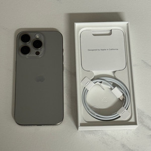 아이폰 15Pro 256기가 S급 리퍼가능