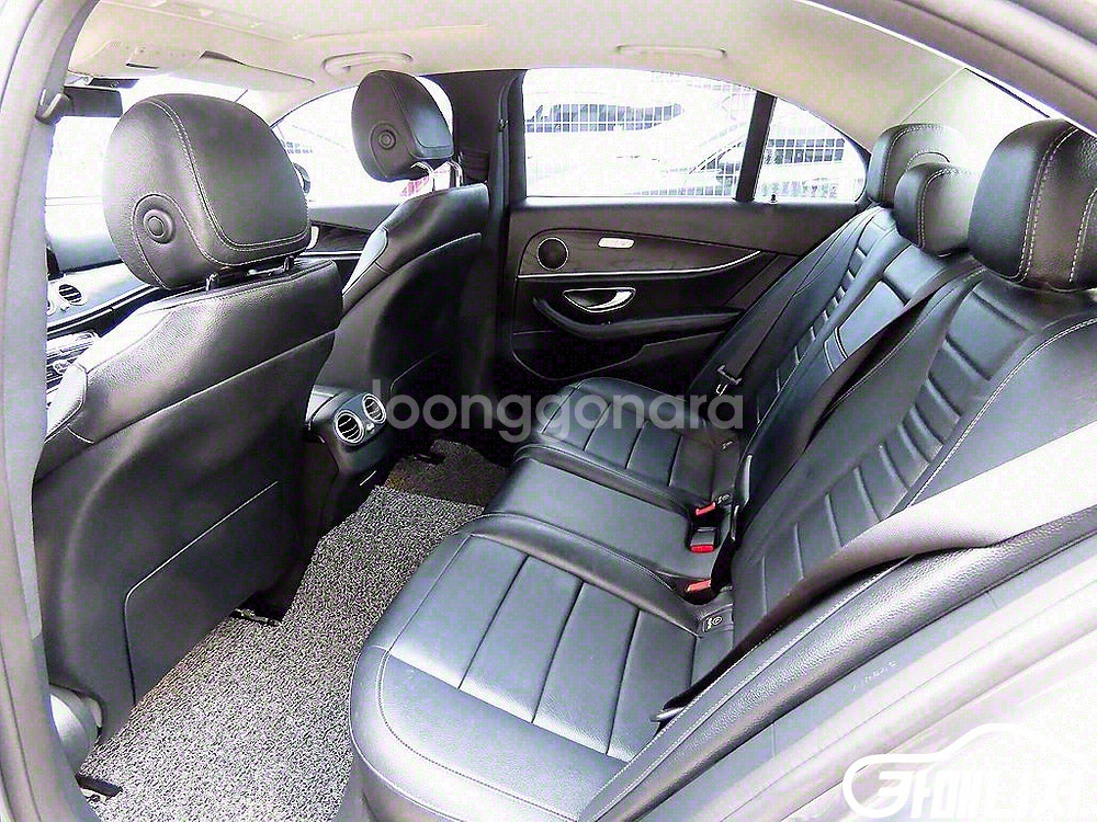 [벤츠]E-클래스 W213 E220d 4MATIC 아방--5