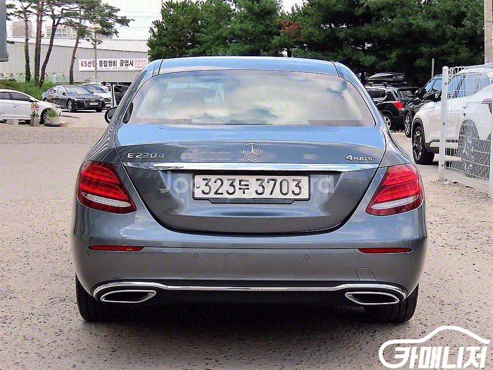 [벤츠]E-클래스 W213 E220d 4MATIC 아방--3