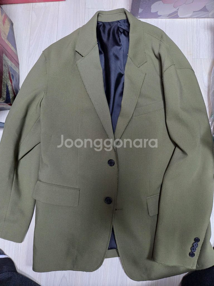 시스템옴므 정품 오버핏 카키 블레이저 100사이즈--0