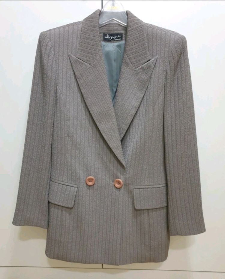 디자이너김영세에쿠스 자켓치마세트55반~66사이즈-가격다 이미지