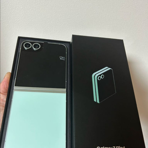 갤럭시Z플립6 256G 개봉새제품(민트)