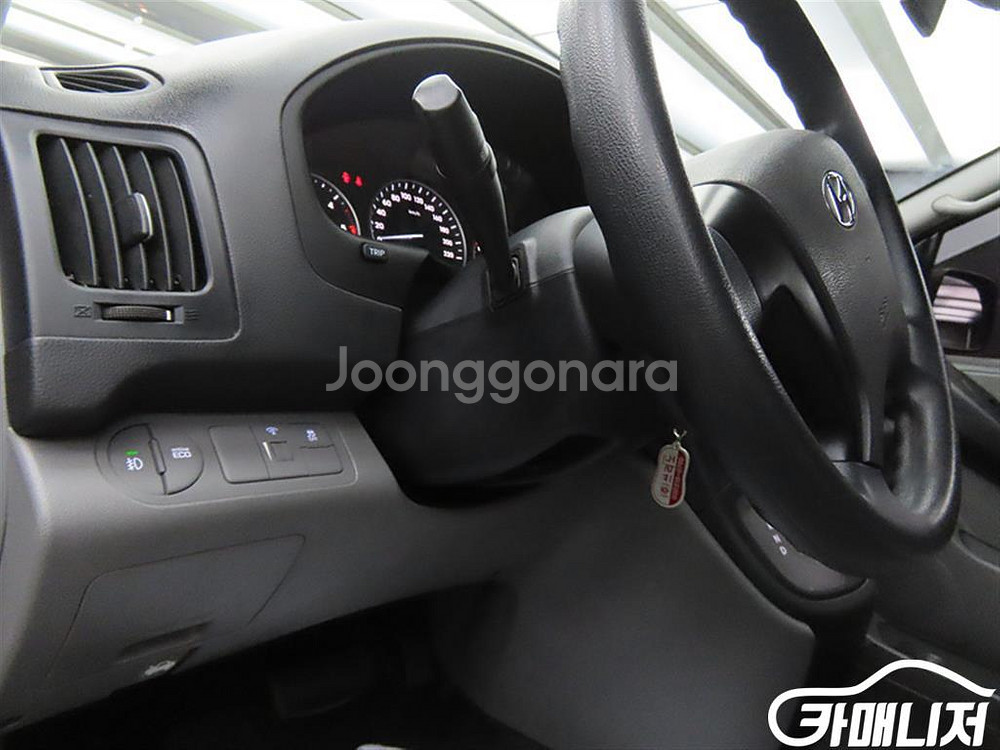 [현대]더 뉴 그랜드 스타렉스 2WD 밴 3인승 스타일--7