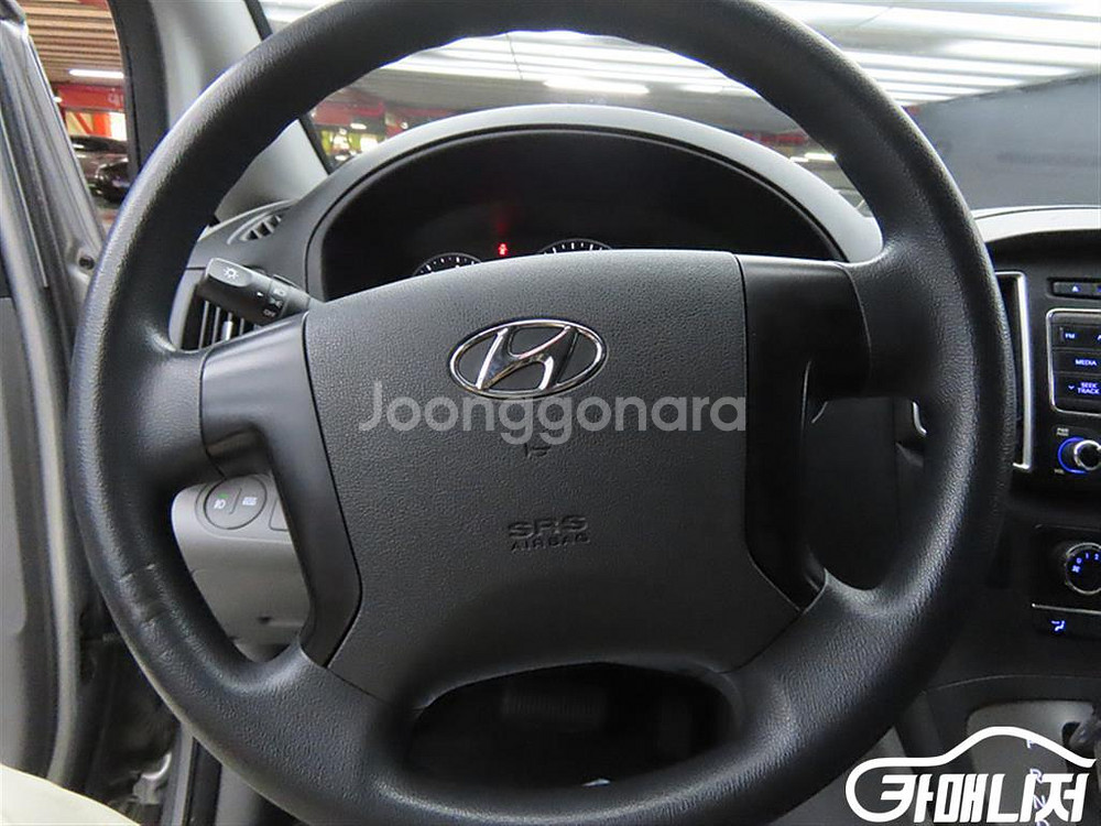 [현대]더 뉴 그랜드 스타렉스 2WD 밴 3인승 스타일--9