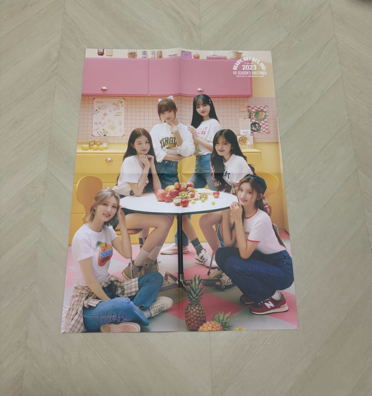 IVE 아이브 2023 시즌 그리팅 이미지
