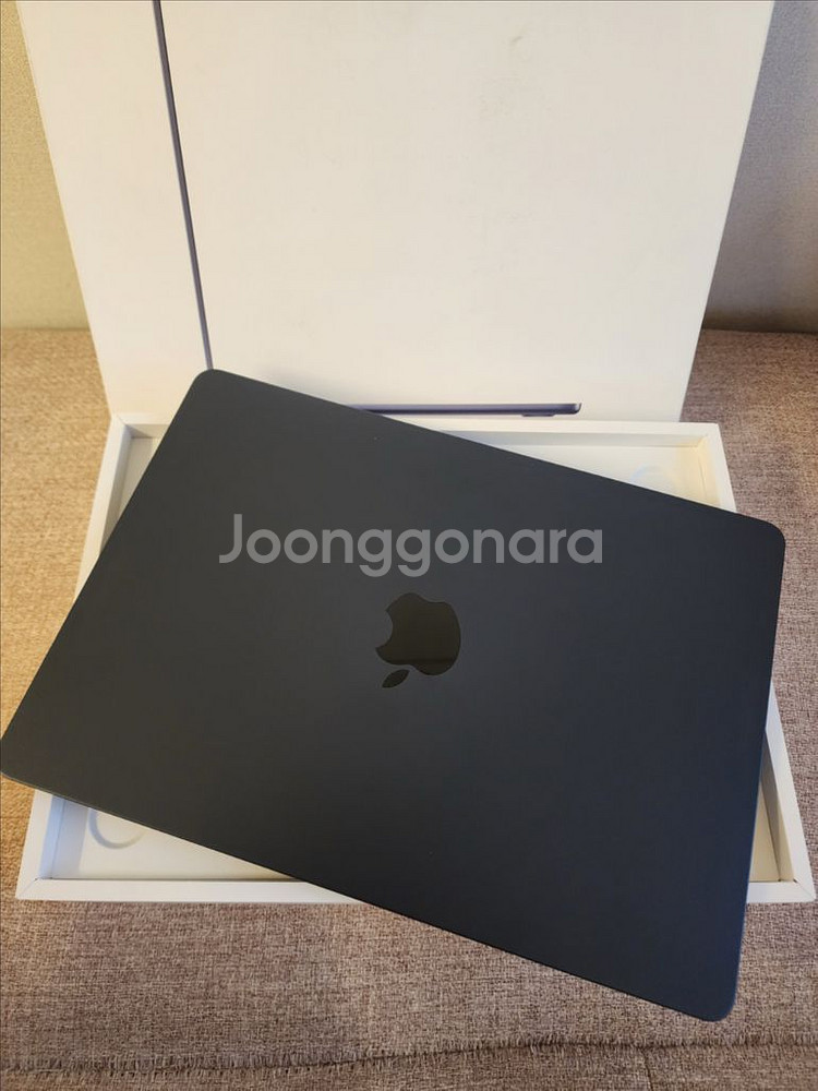 맥북에어13 m2 16g/256g 미드나잇 거의 새것--0