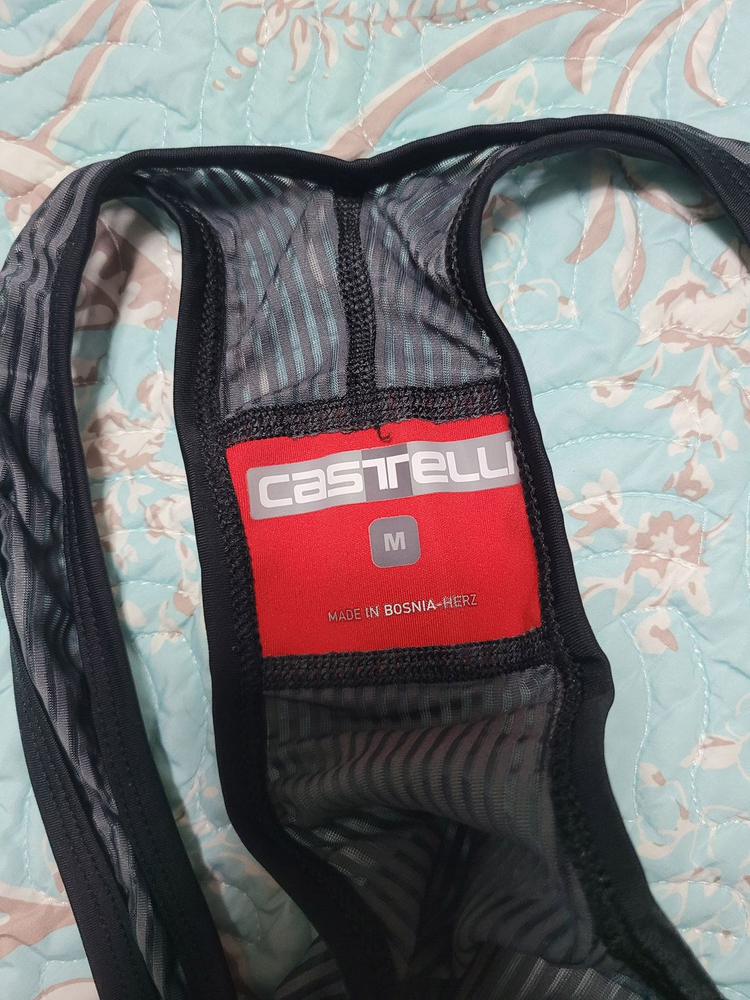 카스텔리 프리 에어로 레이스 빕숏 이미지