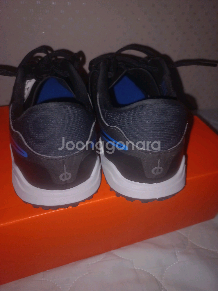 나이키 티엠포 레전드10 아카데미 tf 235--4