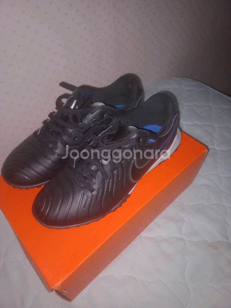 나이키 티엠포 레전드10 아카데미 tf 235--1