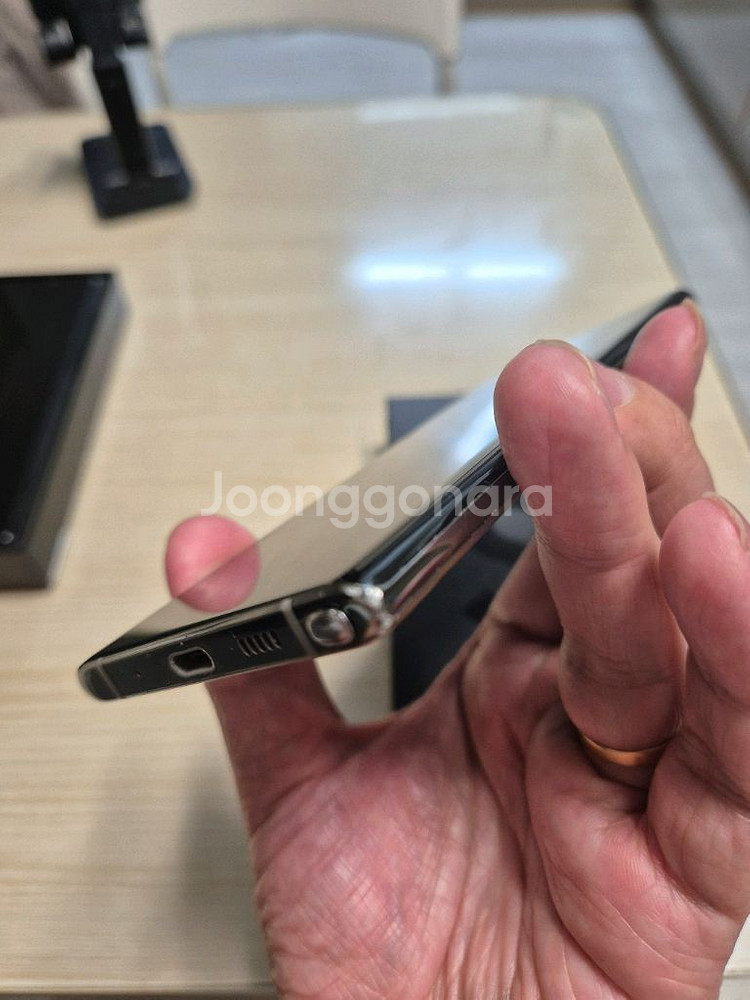 갤럭시 노트10 256G 아우라 글로우색상 팝니다--2