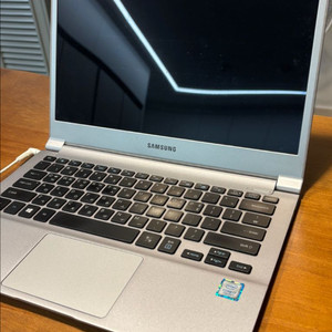 삼성 NT900X3M 노트북