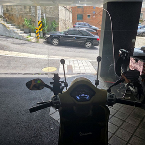 베스파 GTS125 신품급 중고 팝니다