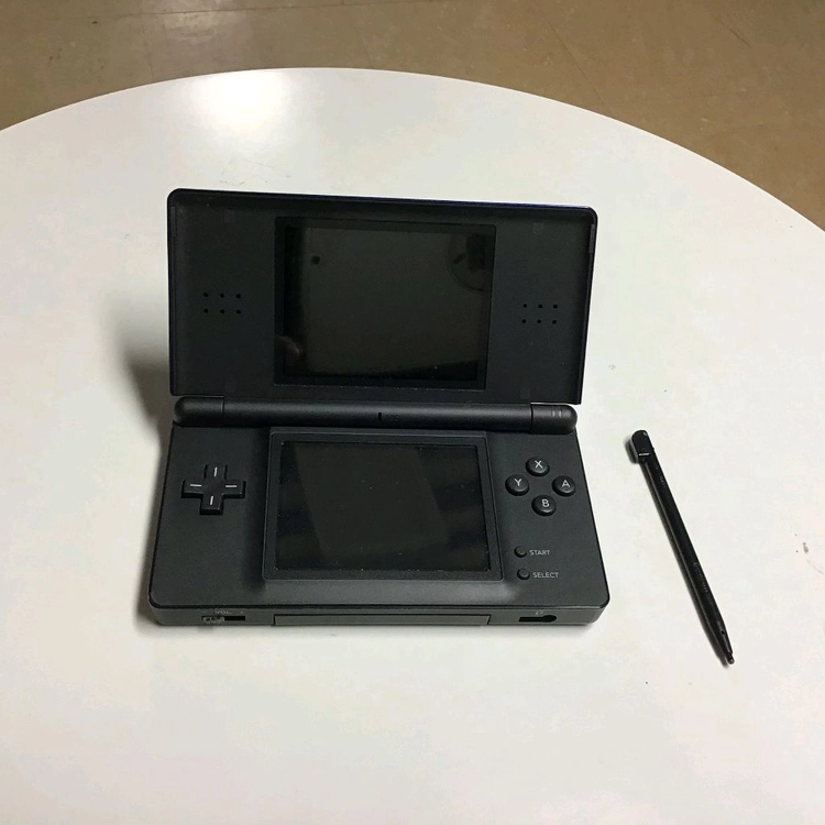 닌텐도 DS lite + 팩 다수 보유(목록 O) - 안심되는 중고거래
