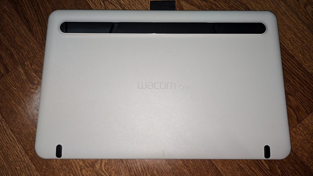 와콤원 DTC-133 액정타블렛--2