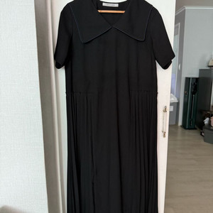 보브 플리츠 원피스