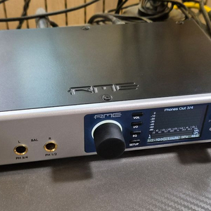 RME Adi2 Pro FS 컨버터 풀박스 팝니다.