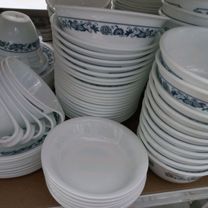 단종된 빈티지 코렐코닝 블루어니언 개당값