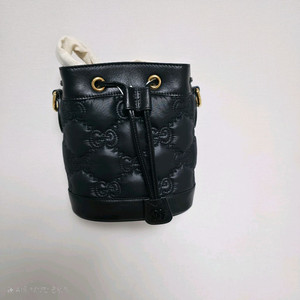 구찌 GG 마테라쎄 나일론 버킷백