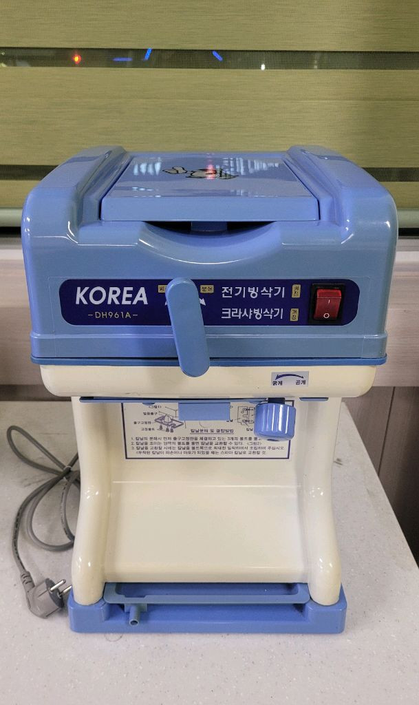 빙삭기/빙수기/, 자외선소독기/살균소독기/컵소독기--1