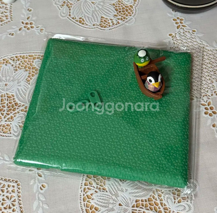 동물의 숲 잔디바닥 피규어 ( 고리 2개 포함 )--0