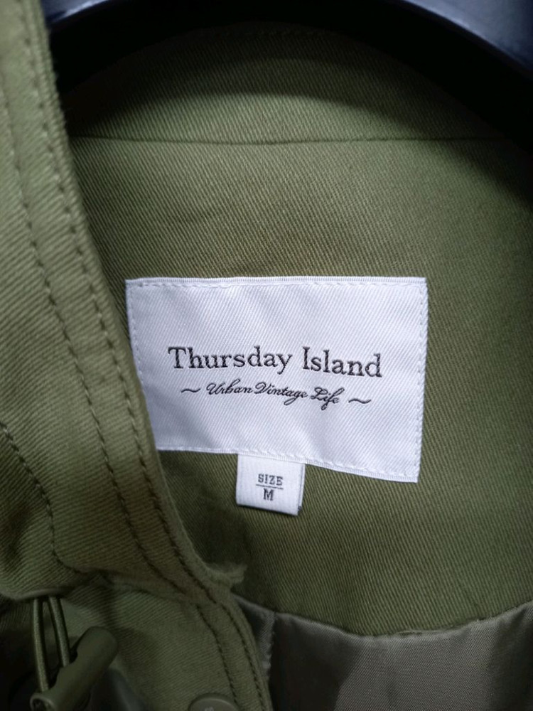 새 써스데이아일랜드 춘추 홀겹 야상 점퍼 66.77--8