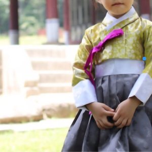 새상품 김예원한복 여아 양단한복 저고리+치마