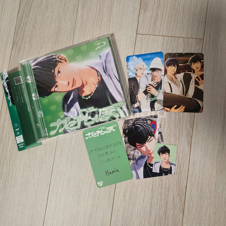 플레이브 카쿠렌보 개봉 앨범 멤버반--3