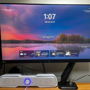 LG 울트라기어 32 인치 모니터 판매합니다. (32G