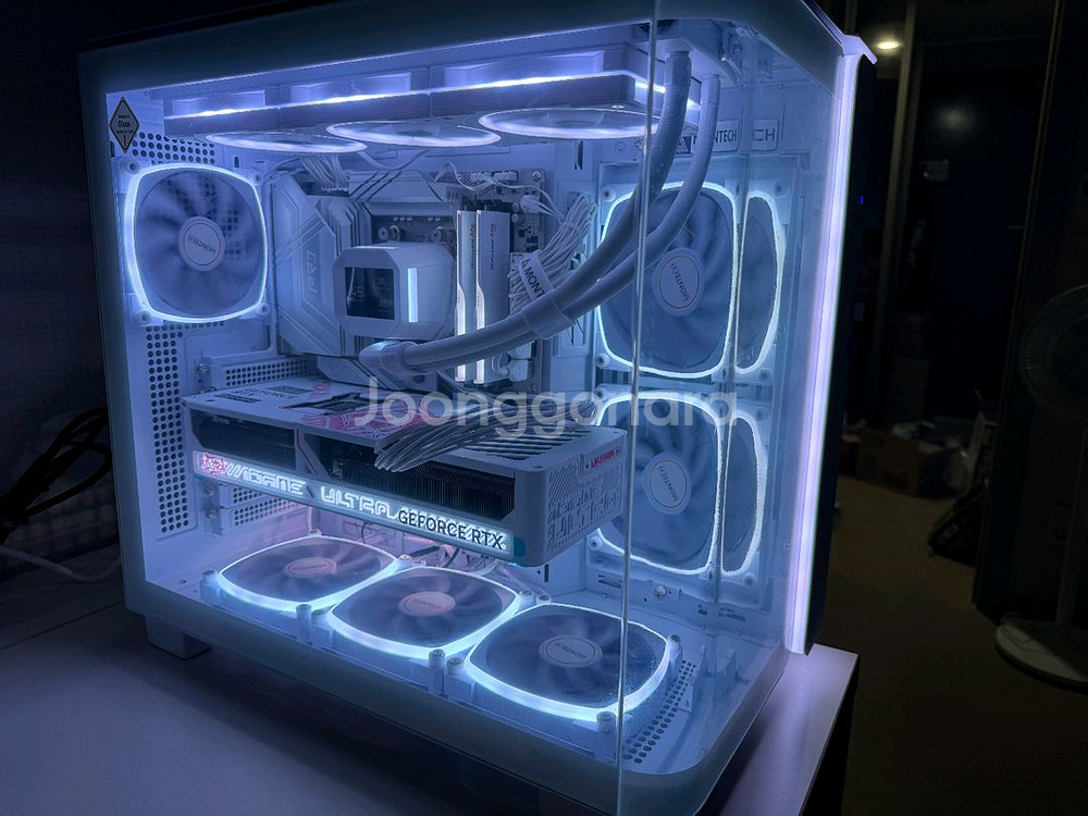 (평택)초고사양 9800X3D RTX5080게이밍PC--2