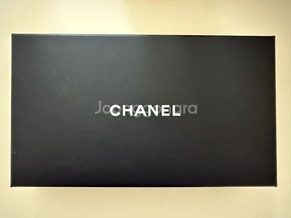 샤넬 장지갑--0
