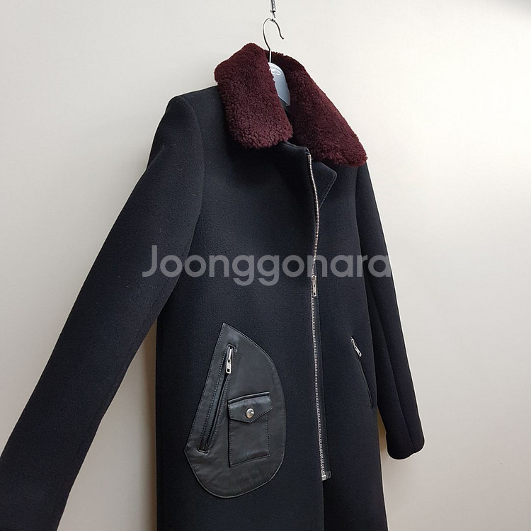 산드로 양가죽 포켓 디테일 울 코트 36사이즈--2