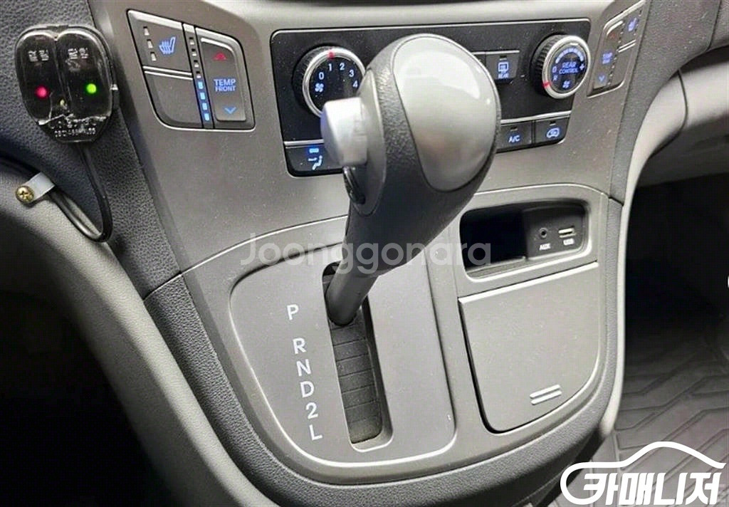 [현대]더 뉴 그랜드 스타렉스 어린이보호차 LPi 12--8