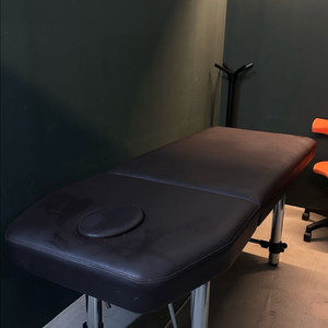 엠코니 마사지베드