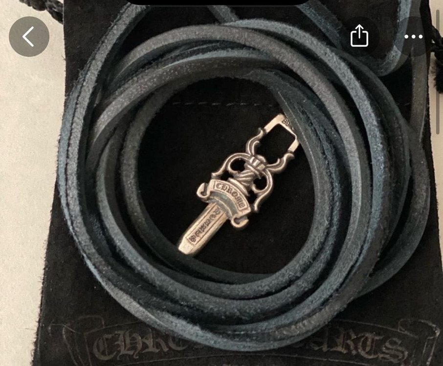 크롬하츠 대거+가죽 팬던트목걸이 이미지