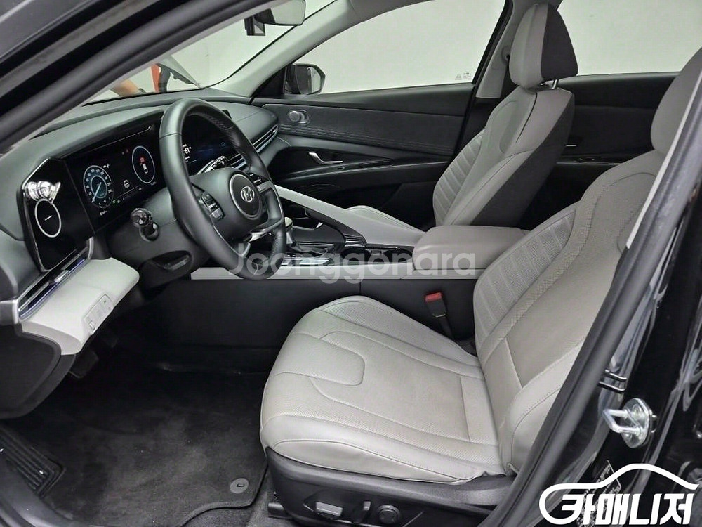 [현대]아반떼 하이브리드 (CN7) 인스퍼레이션 (5인--6